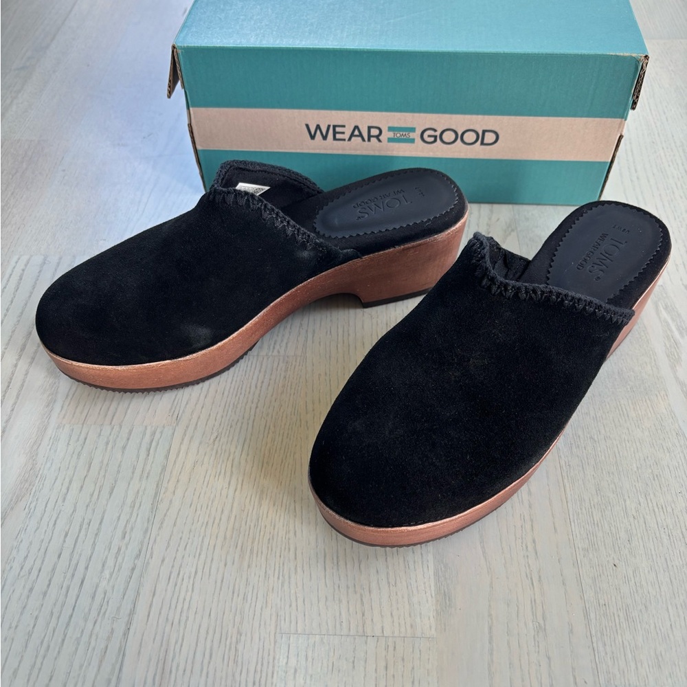 Toms suede Addison clogs